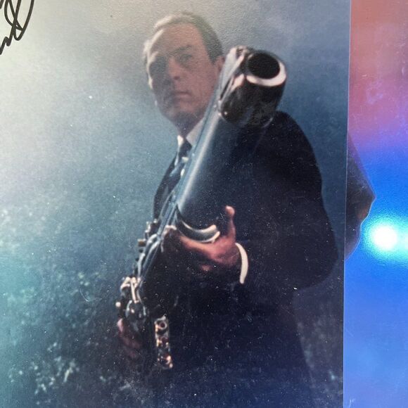 Men In Black Photograph with Autographs - Picture 4 of 5